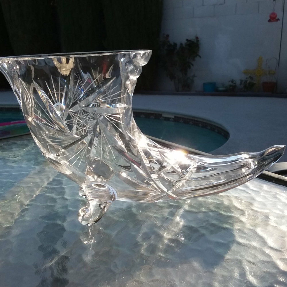 Handcut German Crystal Cornucopia - Picture 5 of 7